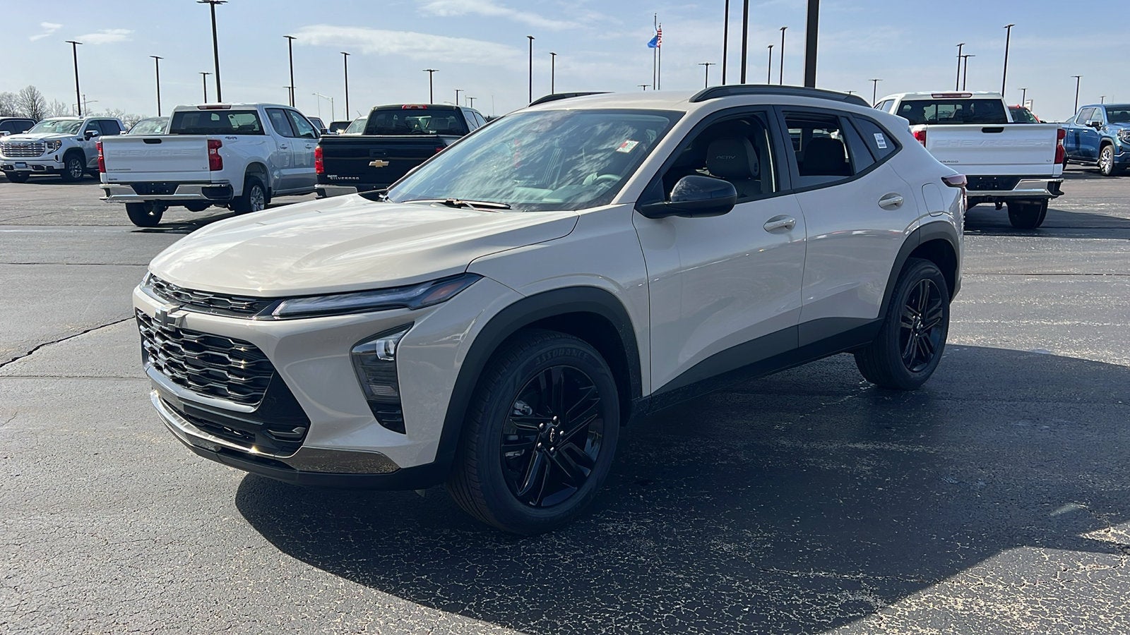 2026 Chevrolet Trax ACTIV in White Sands — front three-quarter view